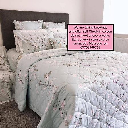 Flat 1 - Entire Modern Studio With En-Suite And Free Parking Close To Qmc, City Centre & Notts Uni นอตติงแฮม ภายนอก รูปภาพ